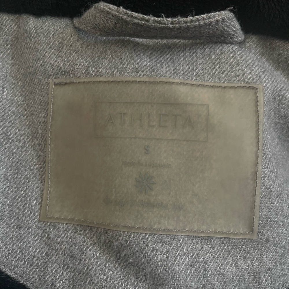 Athleta Cascades Parka Jacket winter coat size small great condition Grey - Picture 8 of 13